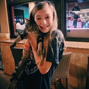 Meet your Posher, Kyndra